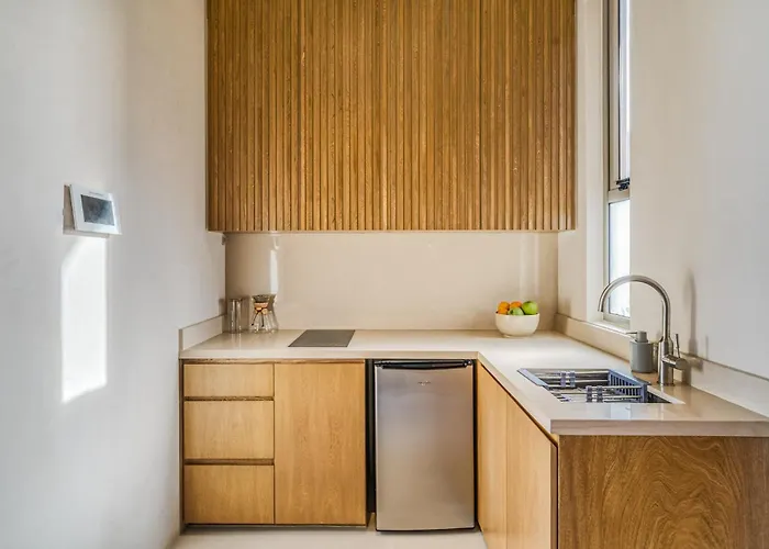 Fast Wi-fi 1br In With Pool, Restaurant, Gym