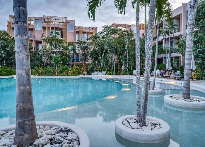 Fast Wi-fi 1br In With Pool, Restaurant, Gym